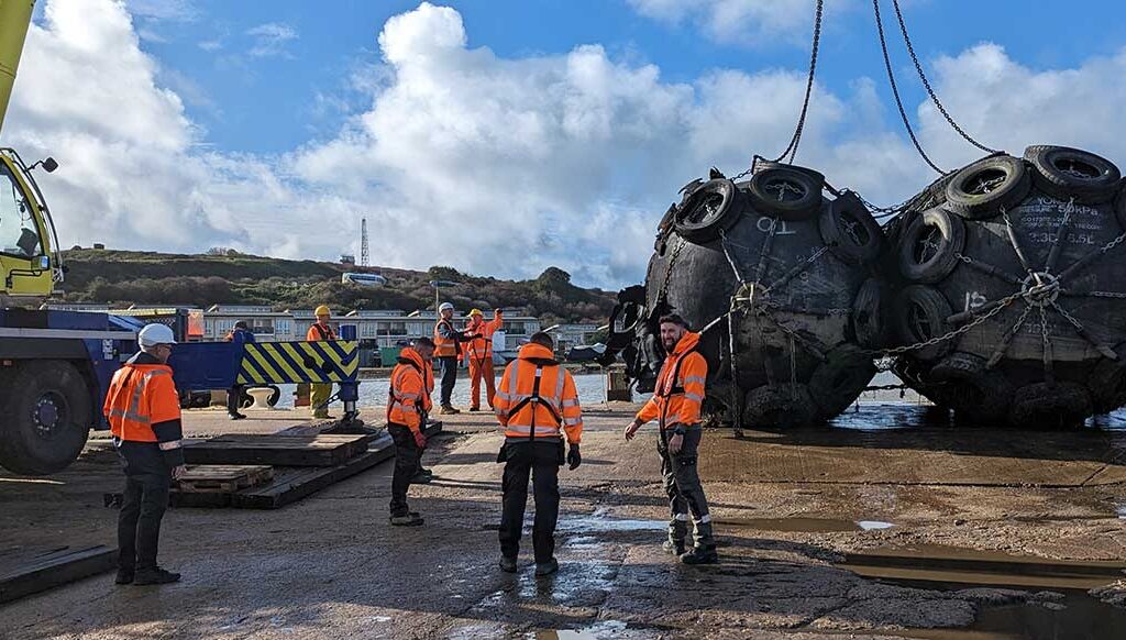 construction men on newhaven port